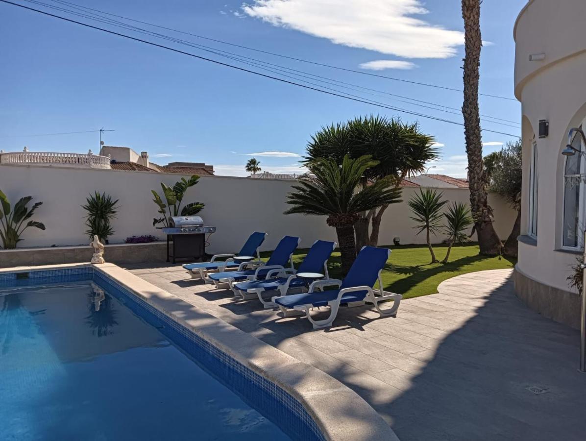 Detached Villa With Private Pool Torrevieja Exterior foto